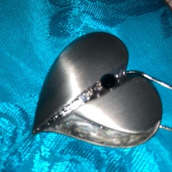 Satin Polished Silver Pendant With Crystals and Pearl Inlay Enamel - Picture 4 of 7